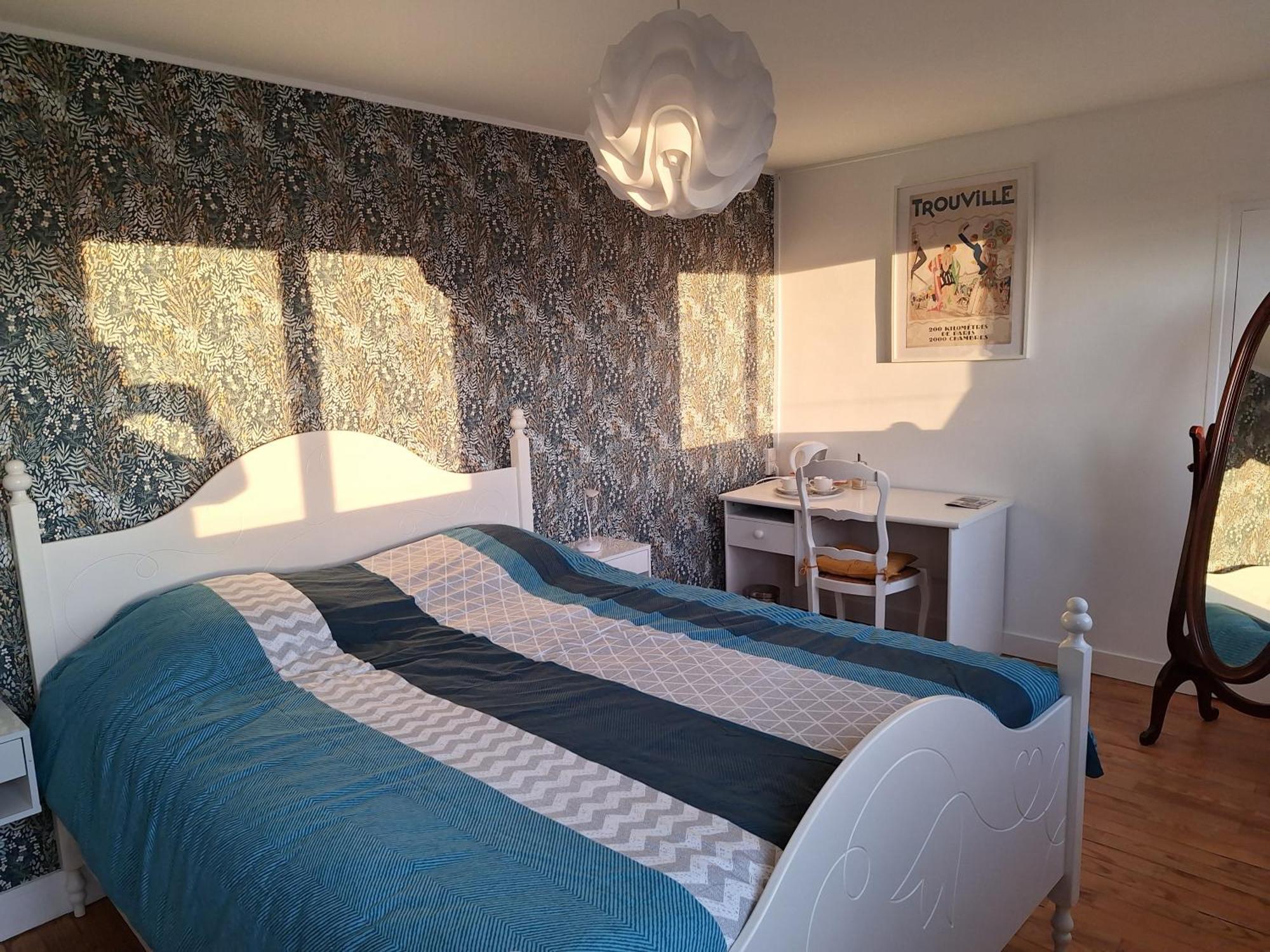 La Fleur Du Soleil Bed & Breakfast Трувил сюр Мер Екстериор снимка